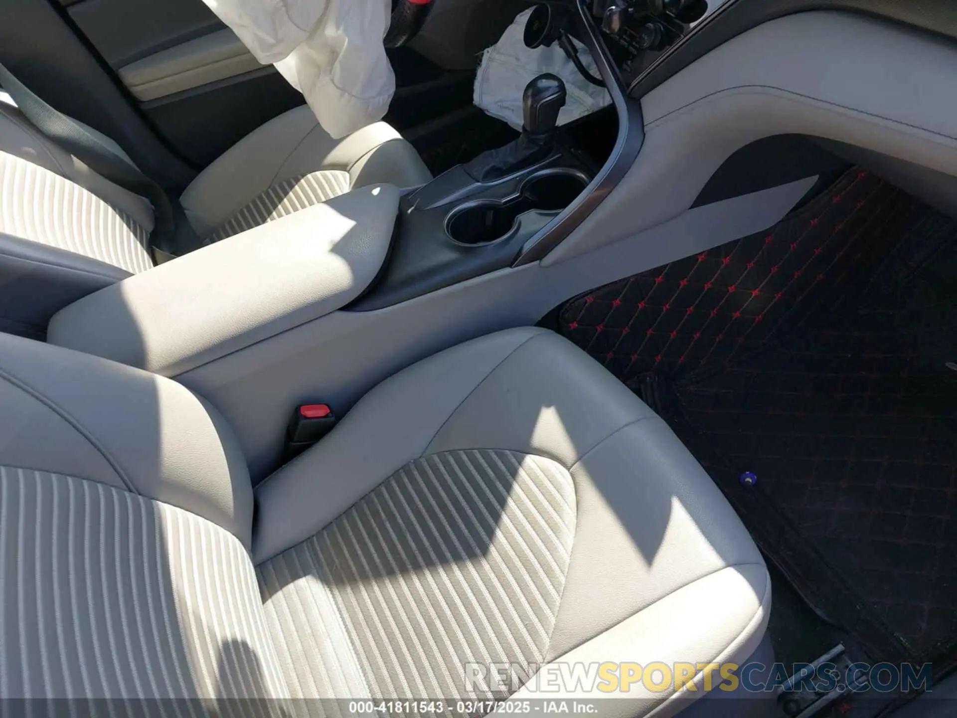 5 Photograph of a damaged car 4T1G11AK0MU482609 TOYOTA CAMRY 2021