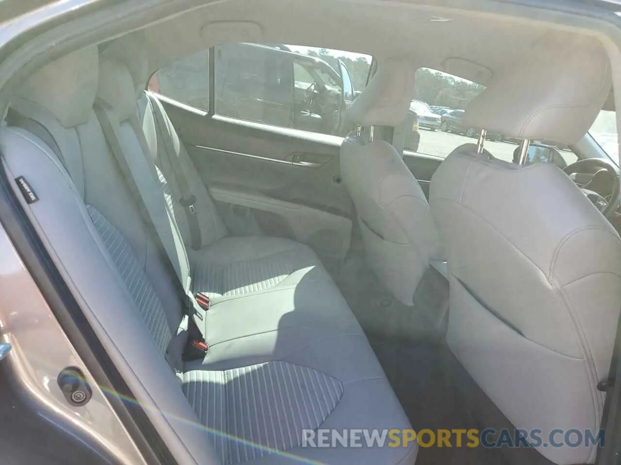 10 Photograph of a damaged car 4T1G11AK0MU497501 TOYOTA CAMRY 2021