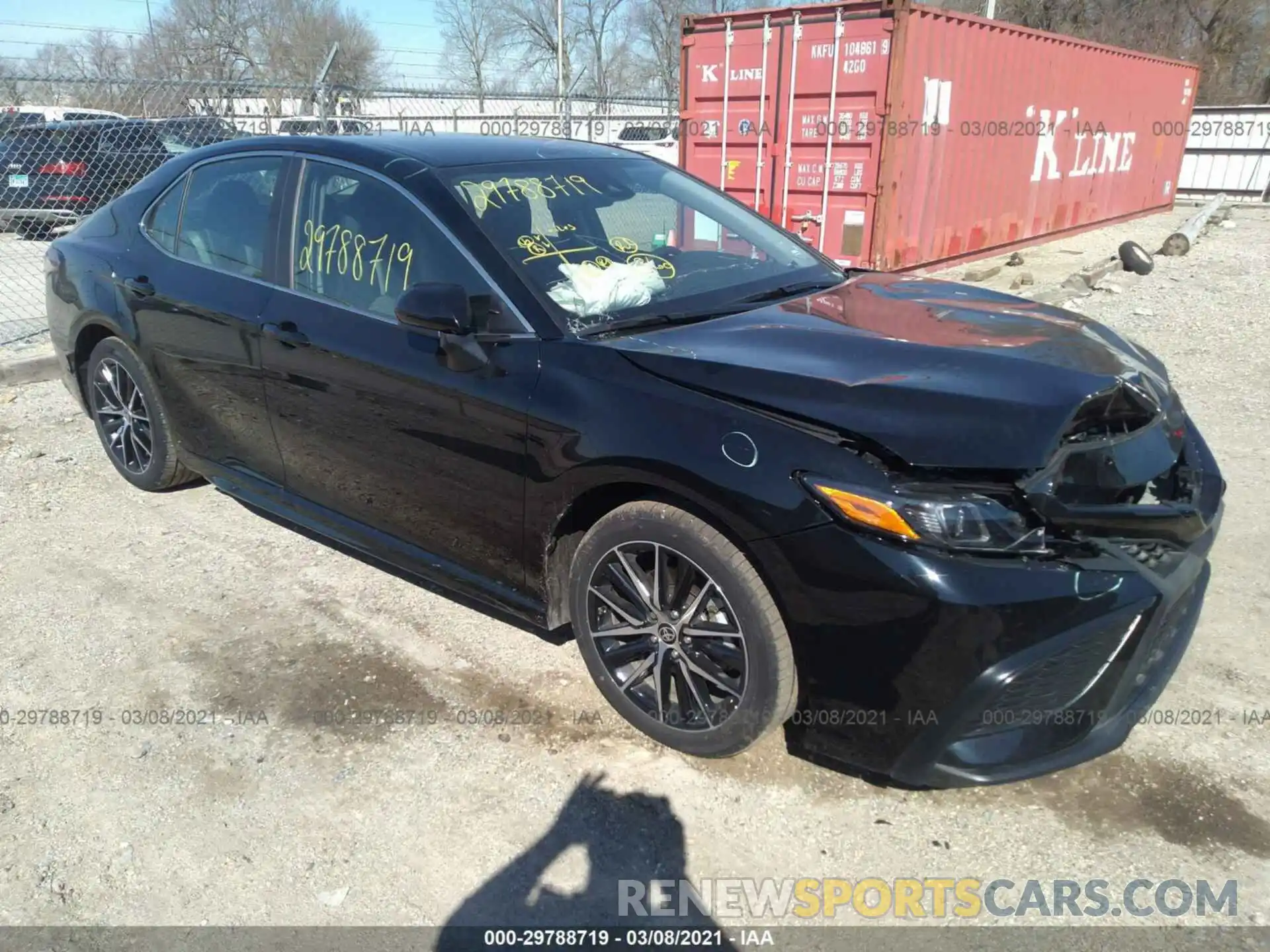 1 Photograph of a damaged car 4T1G11AK0MU516466 TOYOTA CAMRY 2021