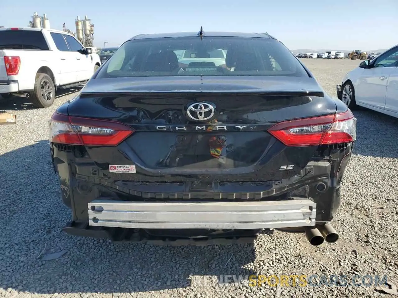 6 Photograph of a damaged car 4T1G11AK0MU524129 TOYOTA CAMRY 2021