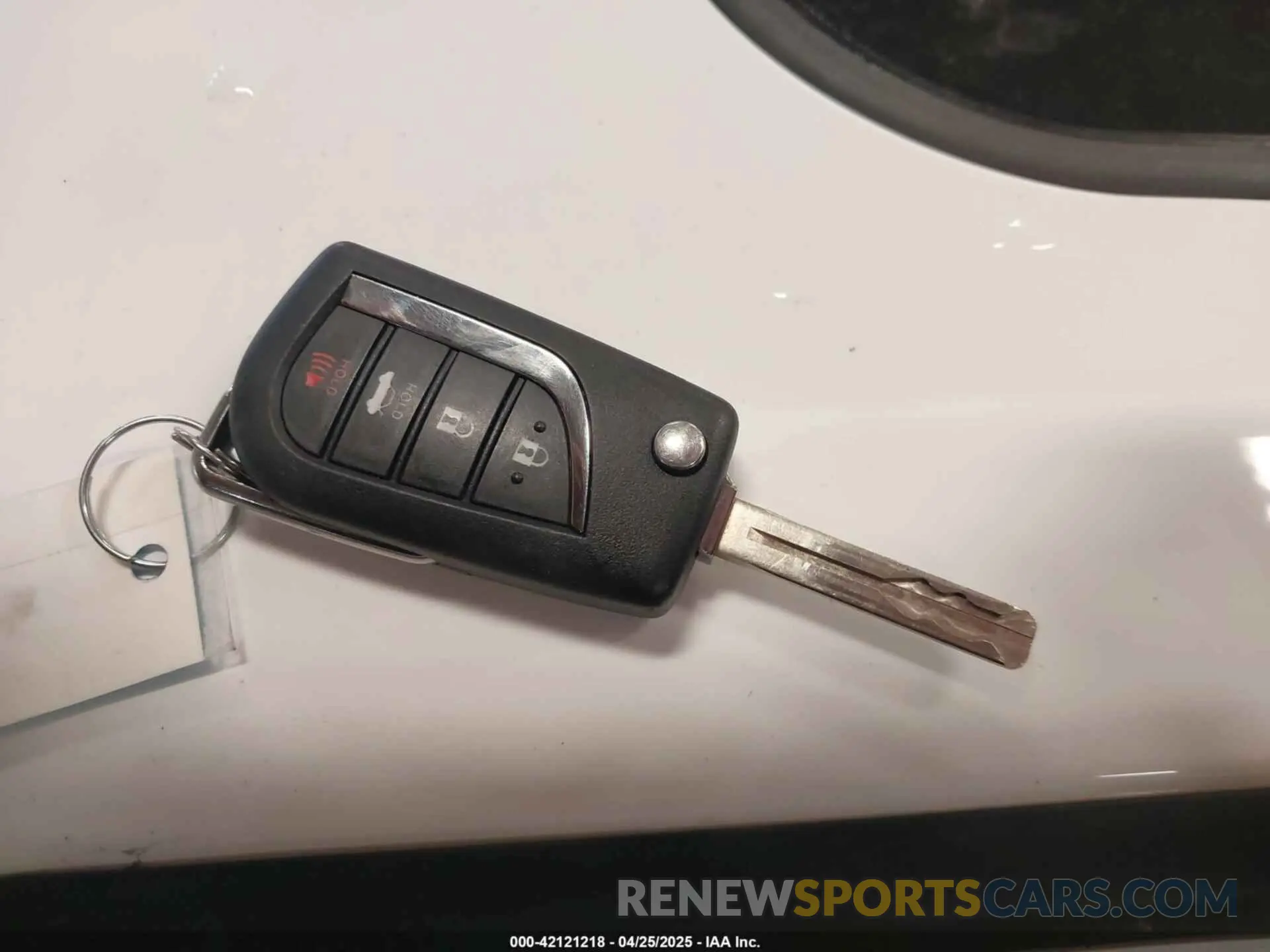 11 Photograph of a damaged car 4T1G11AK0MU532182 TOYOTA CAMRY 2021