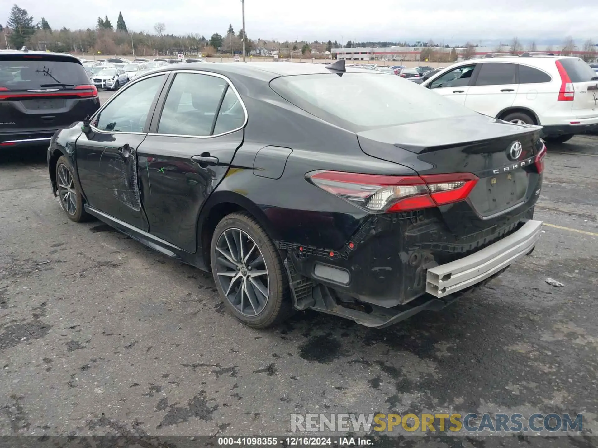 3 Photograph of a damaged car 4T1G11AK0MU533719 TOYOTA CAMRY 2021