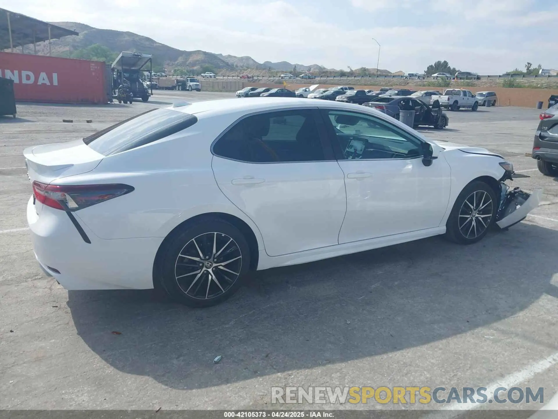 13 Photograph of a damaged car 4T1G11AK0MU538984 TOYOTA CAMRY 2021