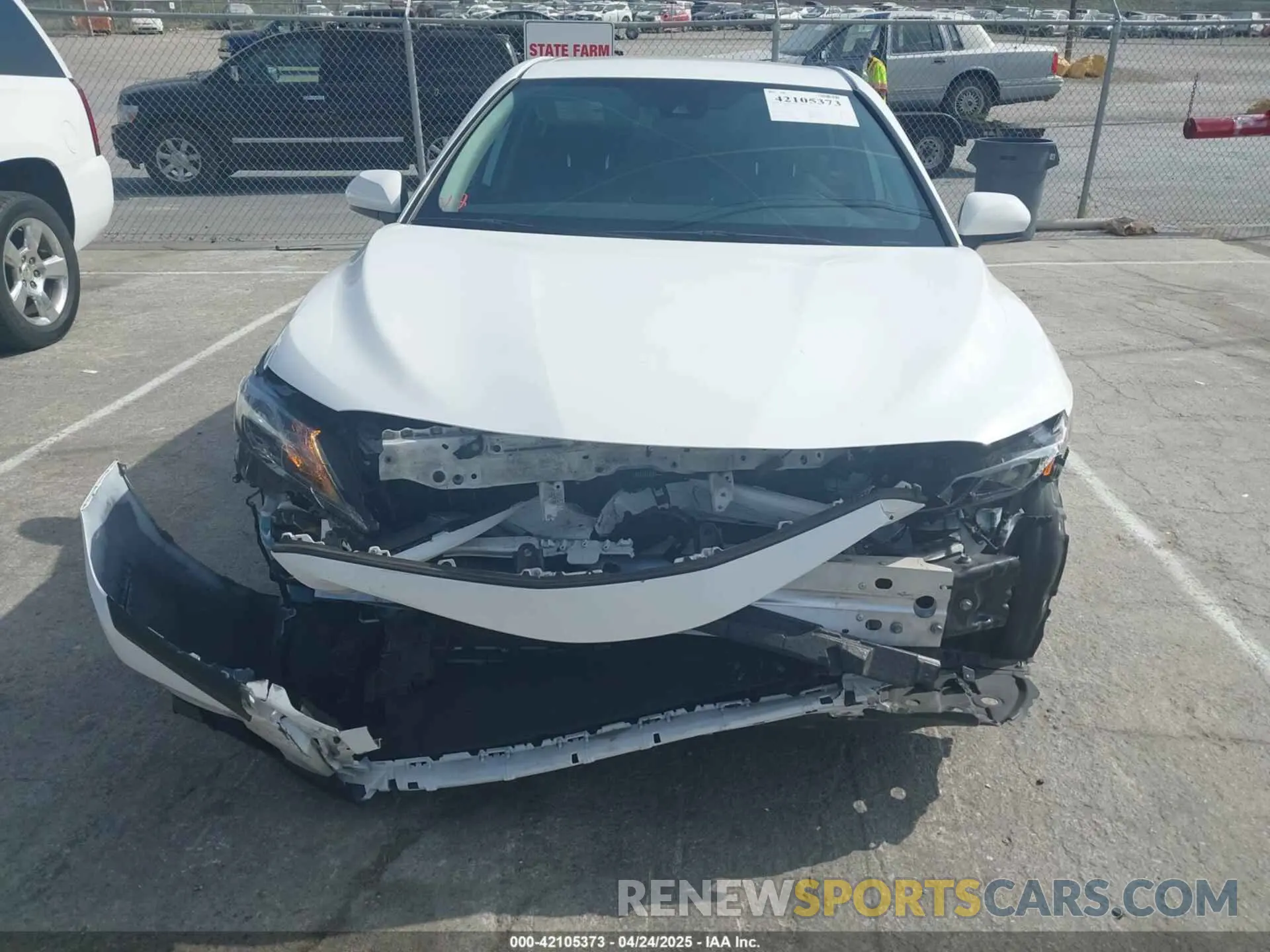 6 Photograph of a damaged car 4T1G11AK0MU538984 TOYOTA CAMRY 2021