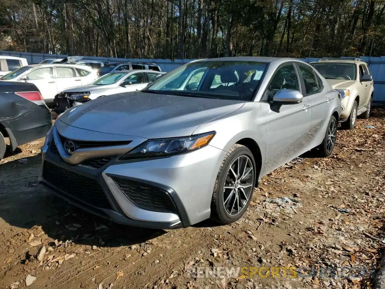 1 Photograph of a damaged car 4T1G11AK0MU539018 TOYOTA CAMRY 2021