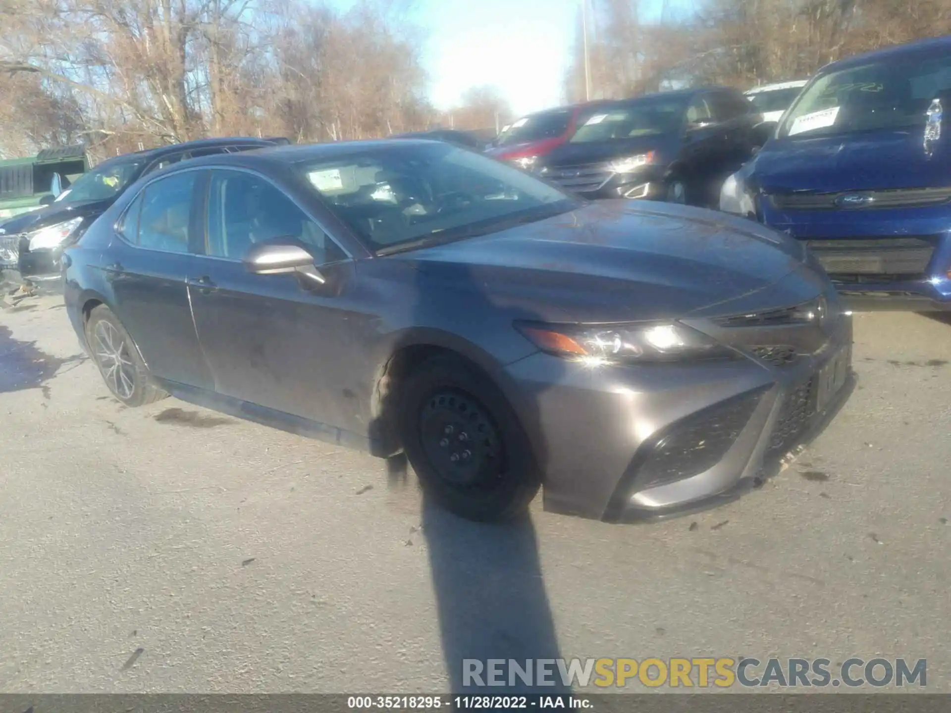 1 Photograph of a damaged car 4T1G11AK0MU542260 TOYOTA CAMRY 2021