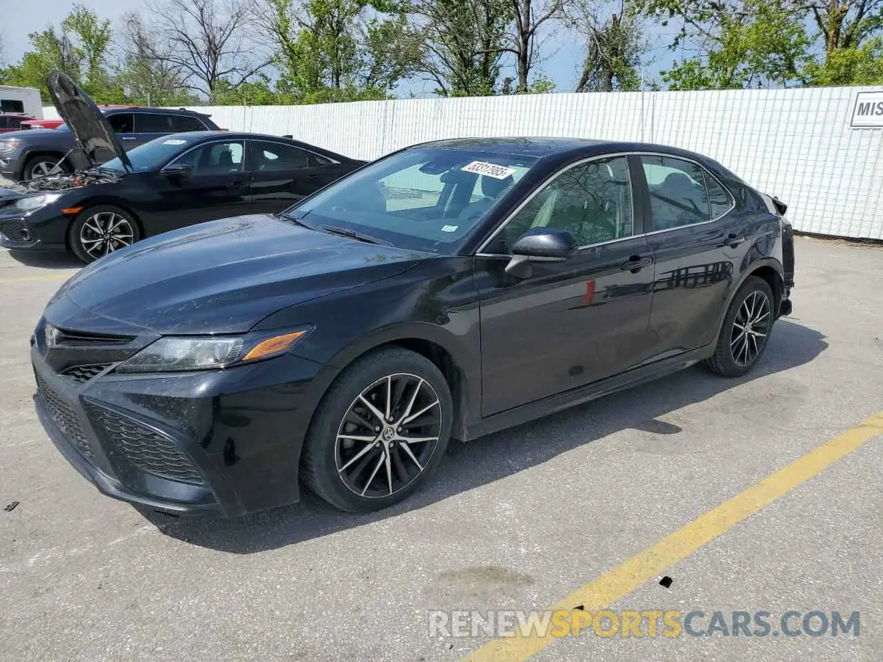 1 Photograph of a damaged car 4T1G11AK0MU544753 TOYOTA CAMRY 2021
