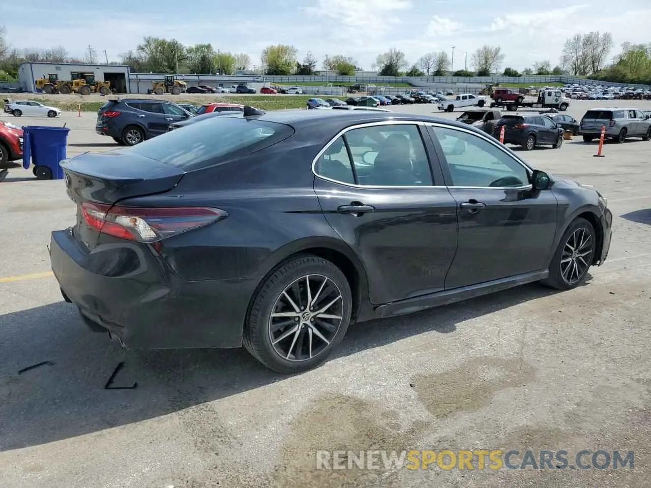 3 Photograph of a damaged car 4T1G11AK0MU544753 TOYOTA CAMRY 2021