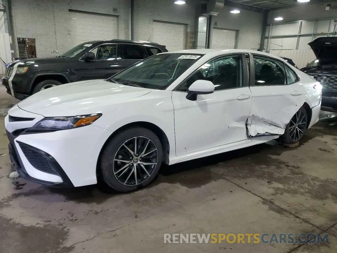 1 Photograph of a damaged car 4T1G11AK0MU561603 TOYOTA CAMRY 2021