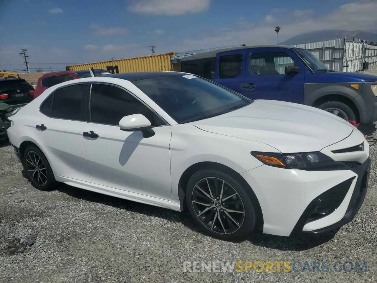 4 Photograph of a damaged car 4T1G11AK0MU572326 TOYOTA CAMRY 2021