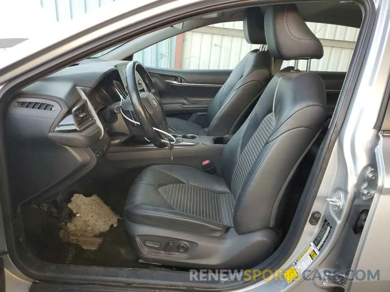 7 Photograph of a damaged car 4T1G11AK0MU587022 TOYOTA CAMRY 2021