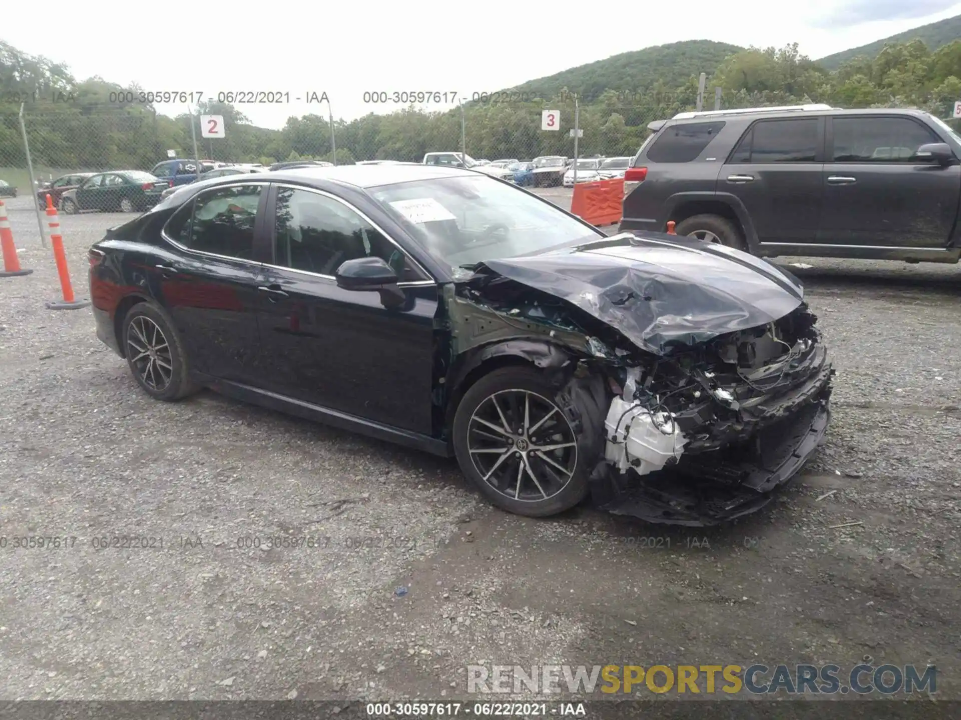 1 Photograph of a damaged car 4T1G11AK0MU590180 TOYOTA CAMRY 2021