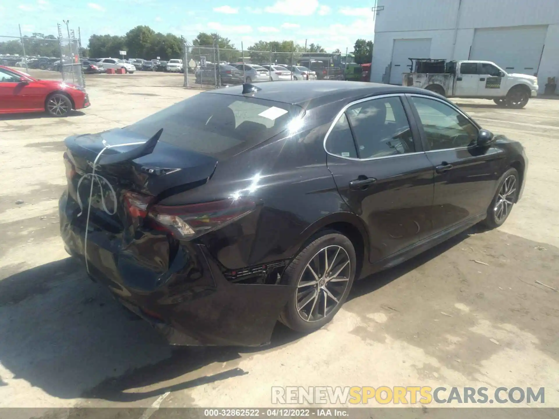 4 Photograph of a damaged car 4T1G11AK0MU591913 TOYOTA CAMRY 2021