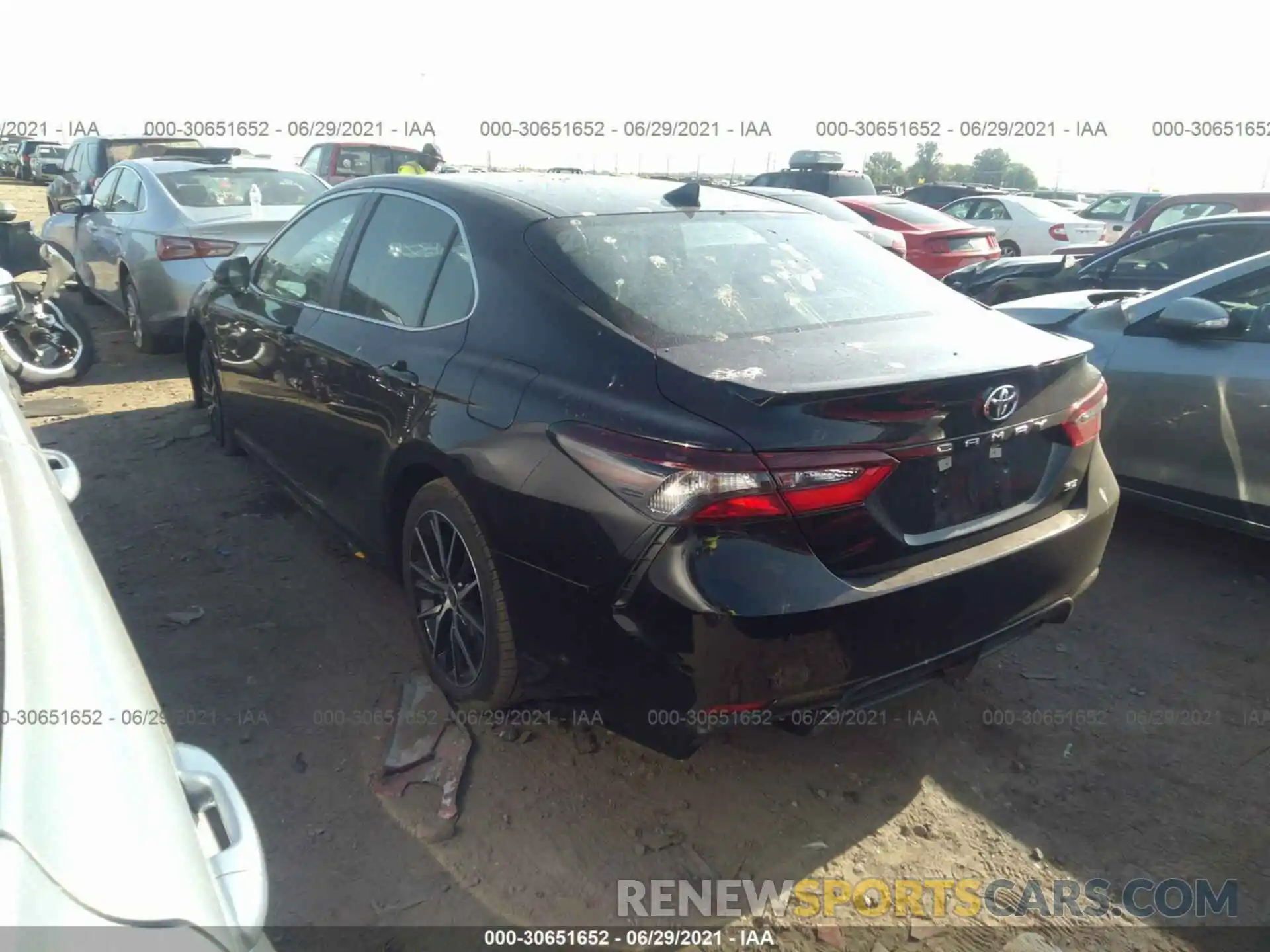 3 Photograph of a damaged car 4T1G11AK0MU592592 TOYOTA CAMRY 2021