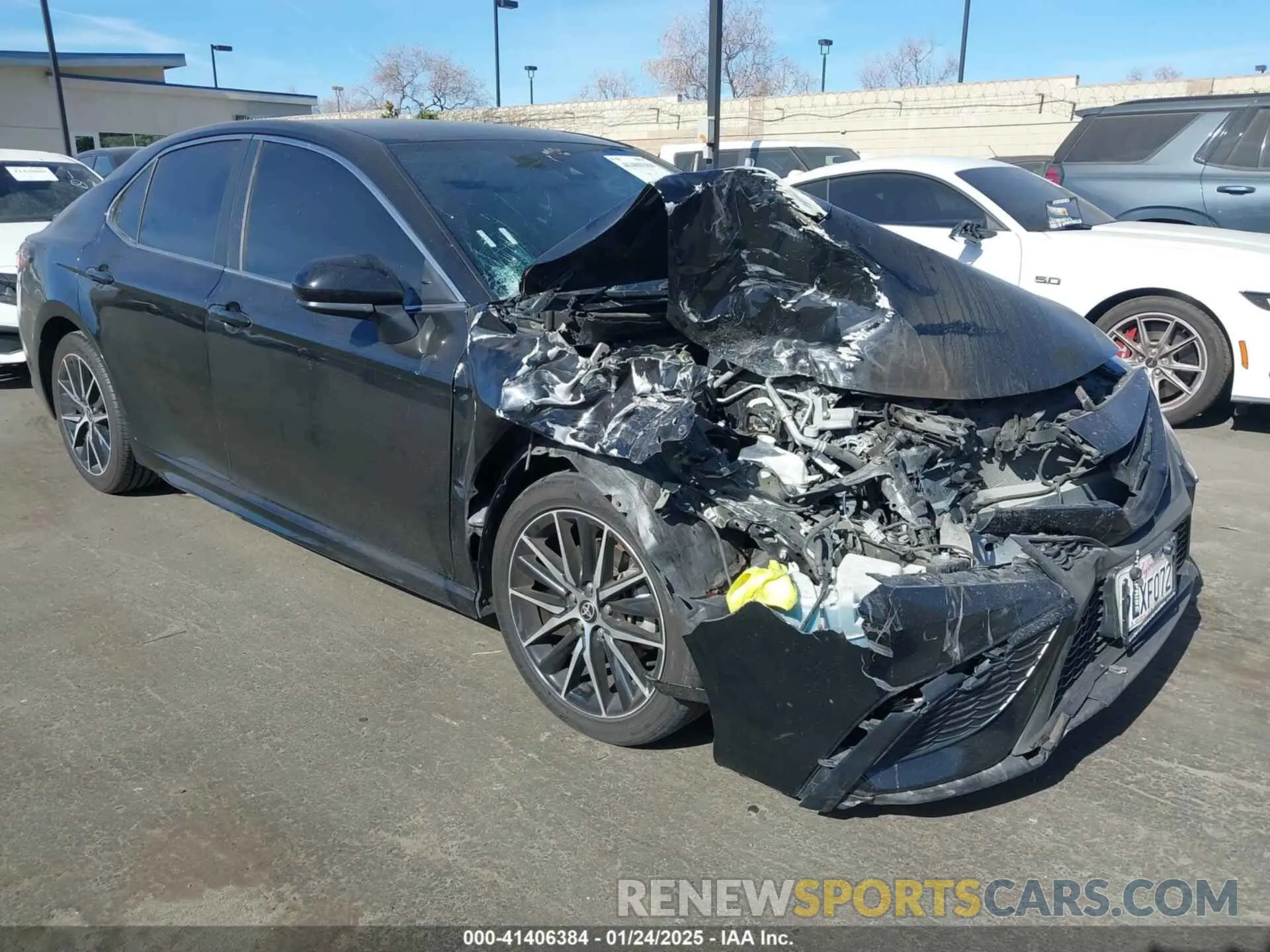 1 Photograph of a damaged car 4T1G11AK0MU597615 TOYOTA CAMRY 2021