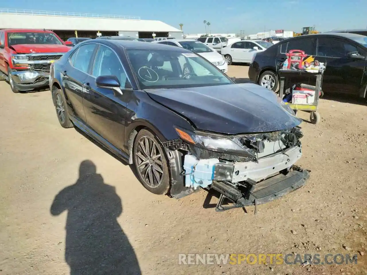 1 Photograph of a damaged car 4T1G11AK1MU407837 TOYOTA CAMRY 2021