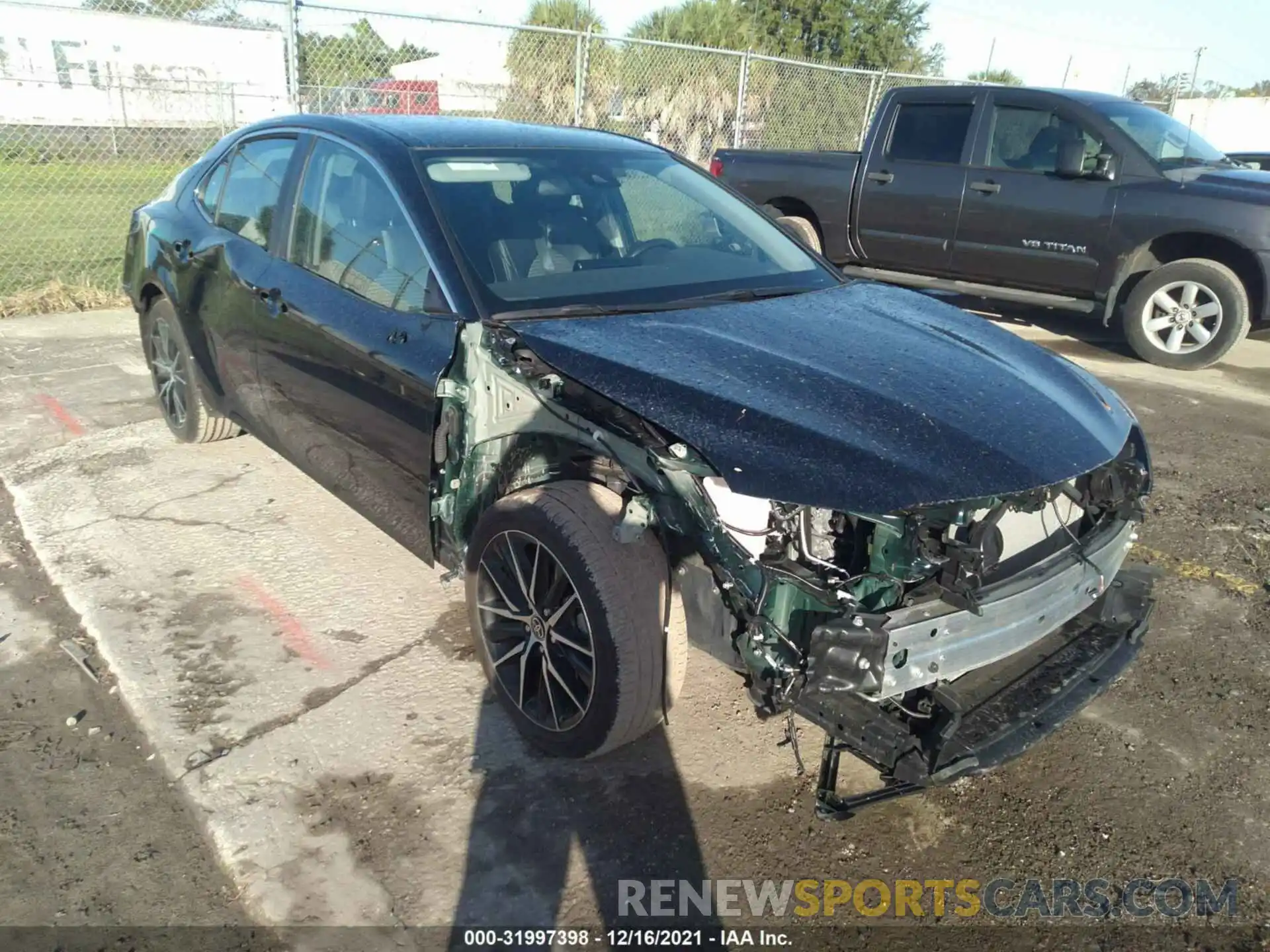 1 Photograph of a damaged car 4T1G11AK1MU408292 TOYOTA CAMRY 2021