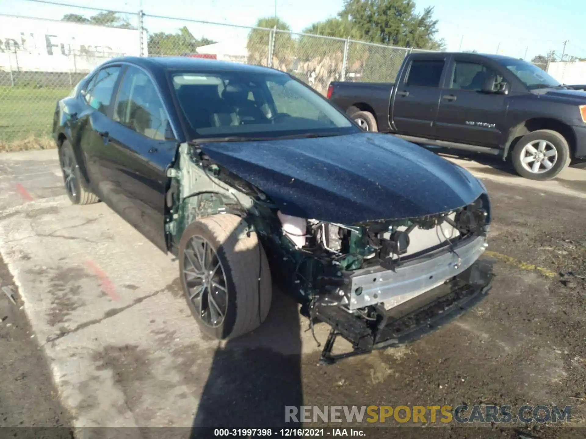 6 Photograph of a damaged car 4T1G11AK1MU408292 TOYOTA CAMRY 2021