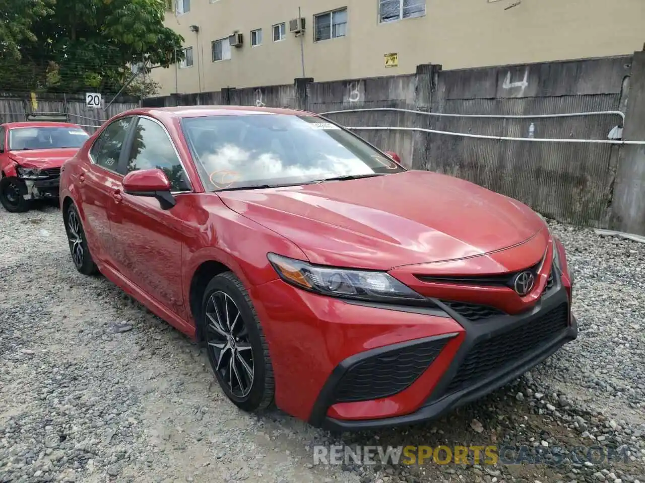 1 Photograph of a damaged car 4T1G11AK1MU409667 TOYOTA CAMRY 2021