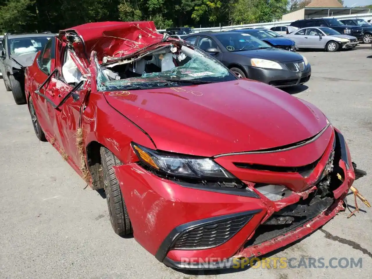 1 Photograph of a damaged car 4T1G11AK1MU415517 TOYOTA CAMRY 2021