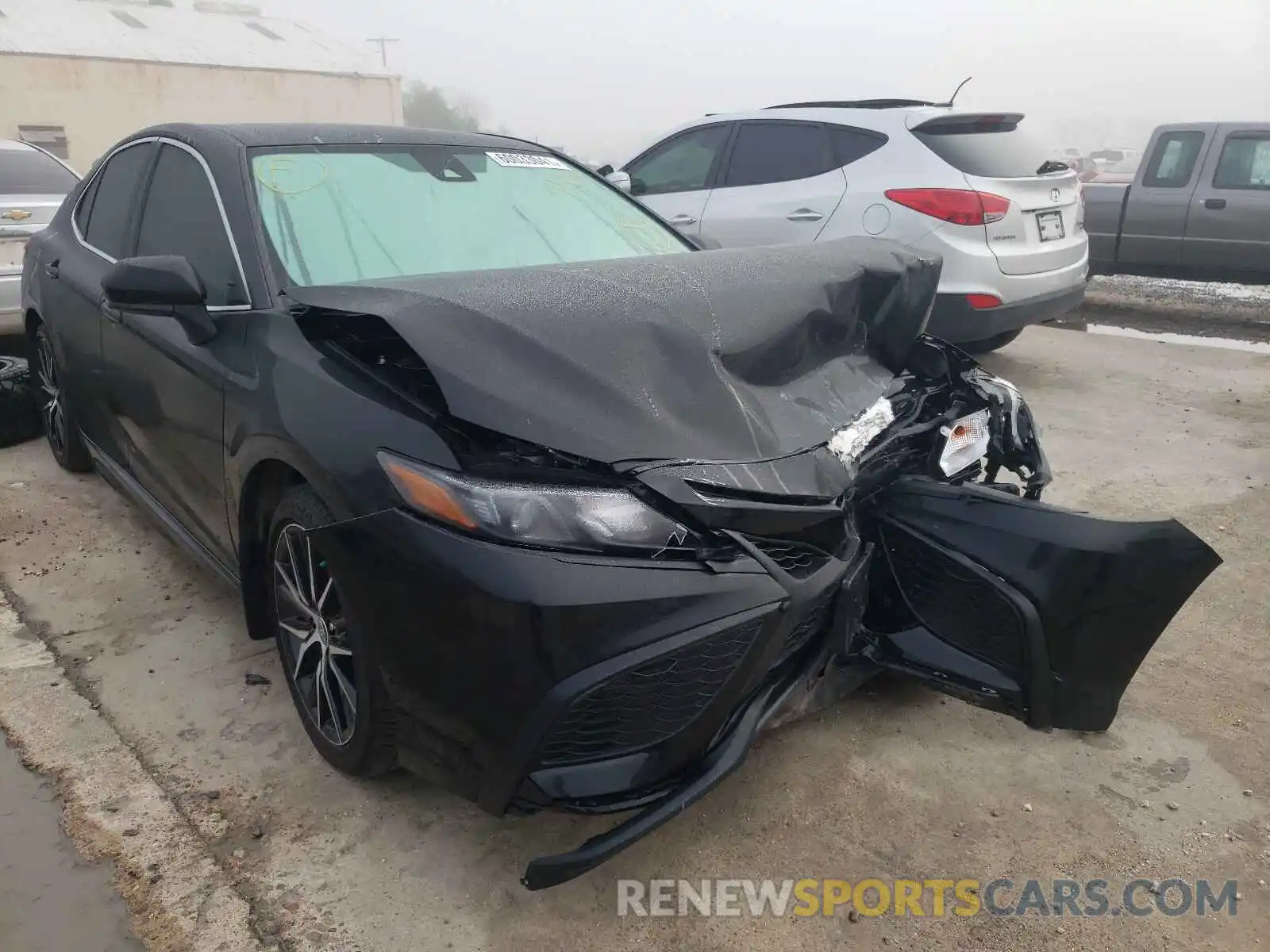 1 Photograph of a damaged car 4T1G11AK1MU418773 TOYOTA CAMRY 2021