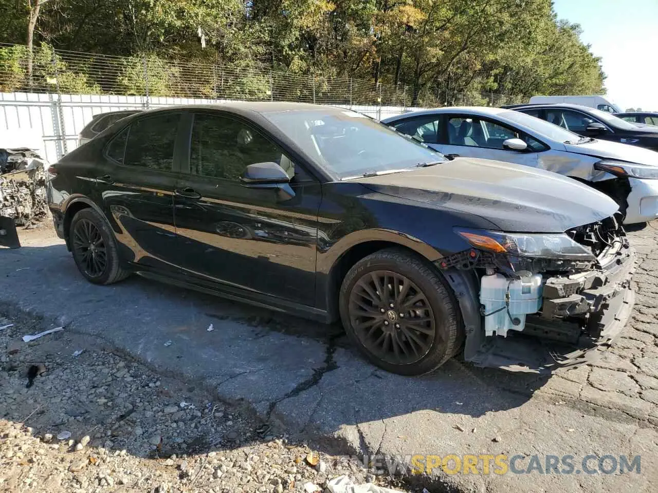 4 Photograph of a damaged car 4T1G11AK1MU424671 TOYOTA CAMRY 2021