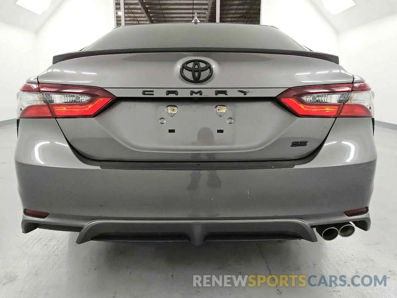 6 Photograph of a damaged car 4T1G11AK1MU434181 TOYOTA CAMRY 2021