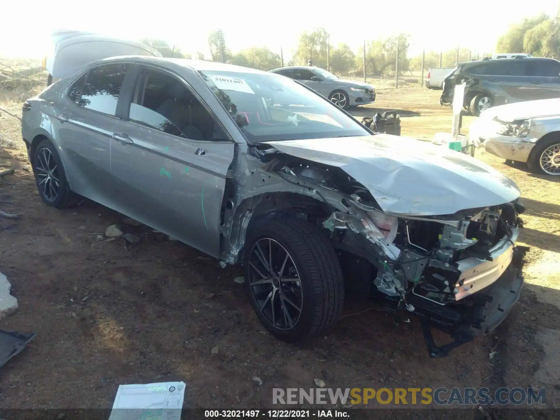 1 Photograph of a damaged car 4T1G11AK1MU451286 TOYOTA CAMRY 2021