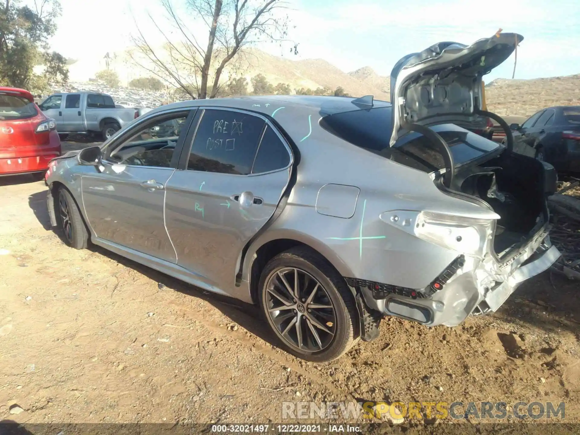 3 Photograph of a damaged car 4T1G11AK1MU451286 TOYOTA CAMRY 2021