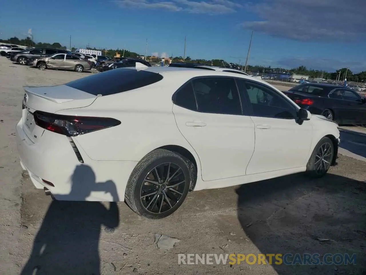 3 Photograph of a damaged car 4T1G11AK1MU451921 TOYOTA CAMRY 2021
