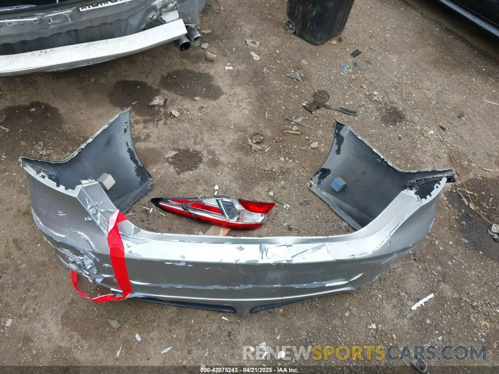 12 Photograph of a damaged car 4T1G11AK1MU458190 TOYOTA CAMRY 2021
