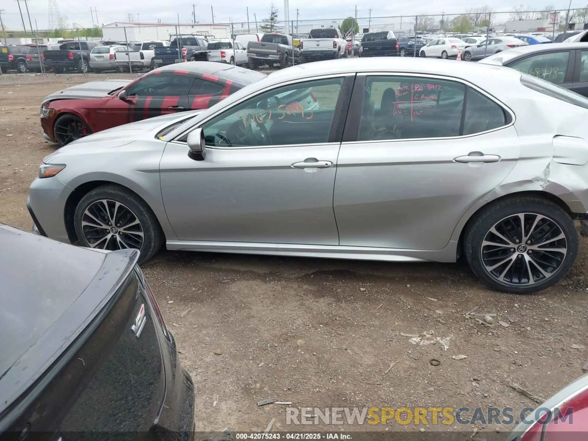 15 Photograph of a damaged car 4T1G11AK1MU458190 TOYOTA CAMRY 2021