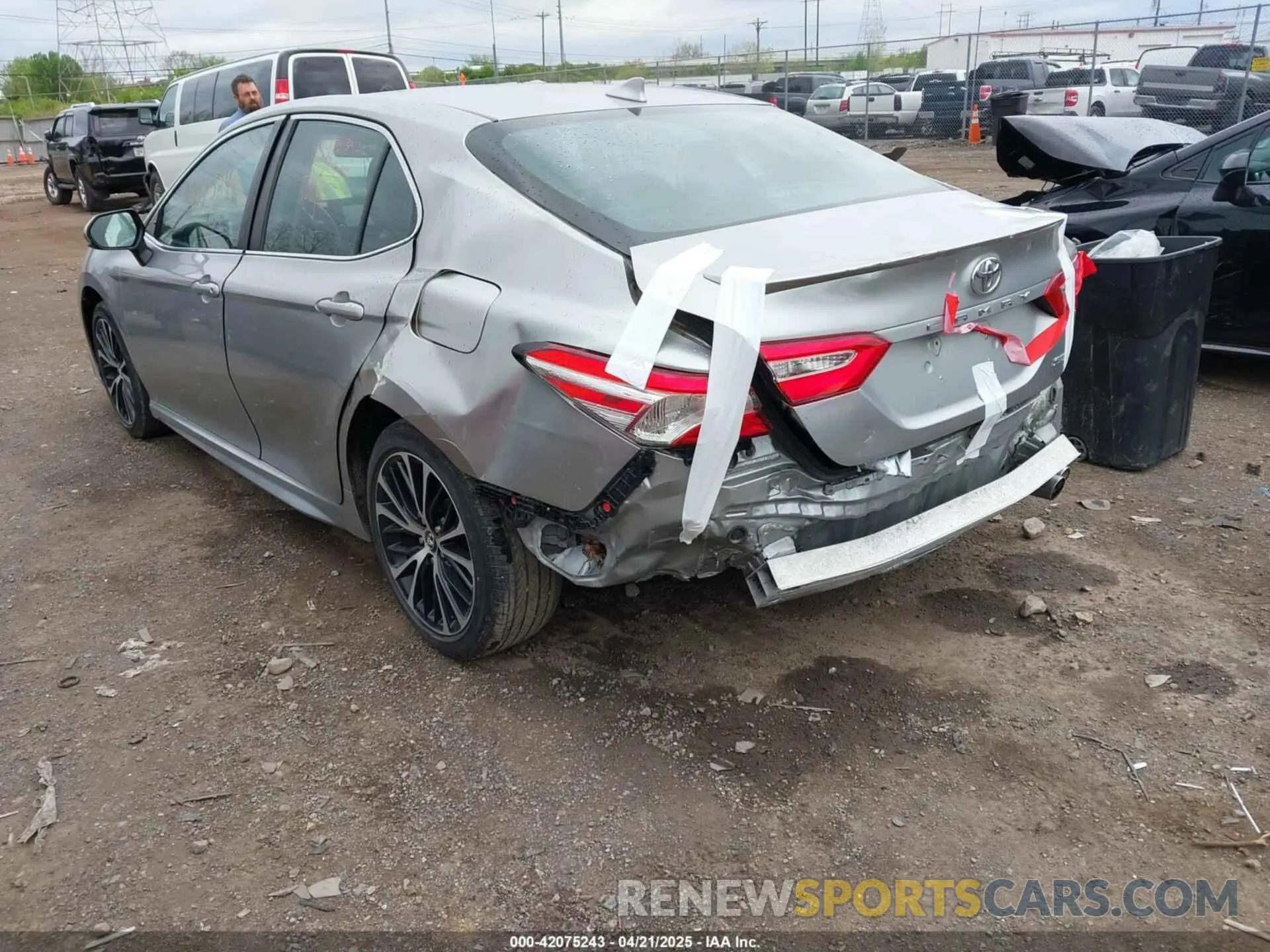 3 Photograph of a damaged car 4T1G11AK1MU458190 TOYOTA CAMRY 2021