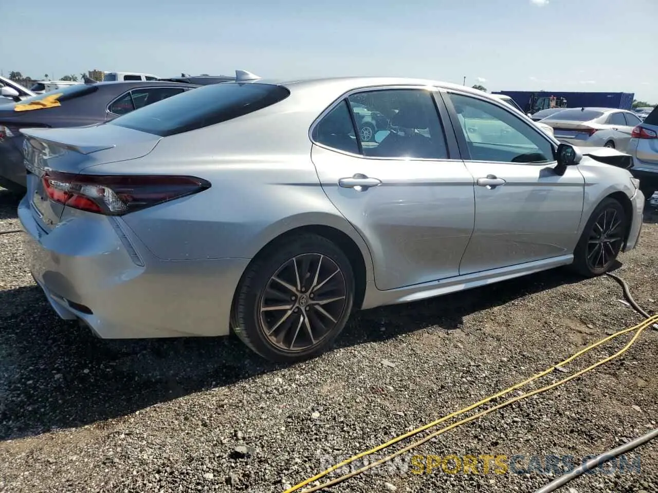 3 Photograph of a damaged car 4T1G11AK1MU464099 TOYOTA CAMRY 2021