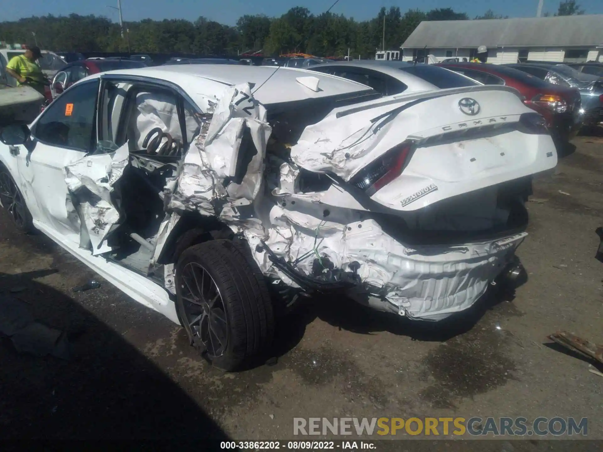 6 Photograph of a damaged car 4T1G11AK1MU471392 TOYOTA CAMRY 2021