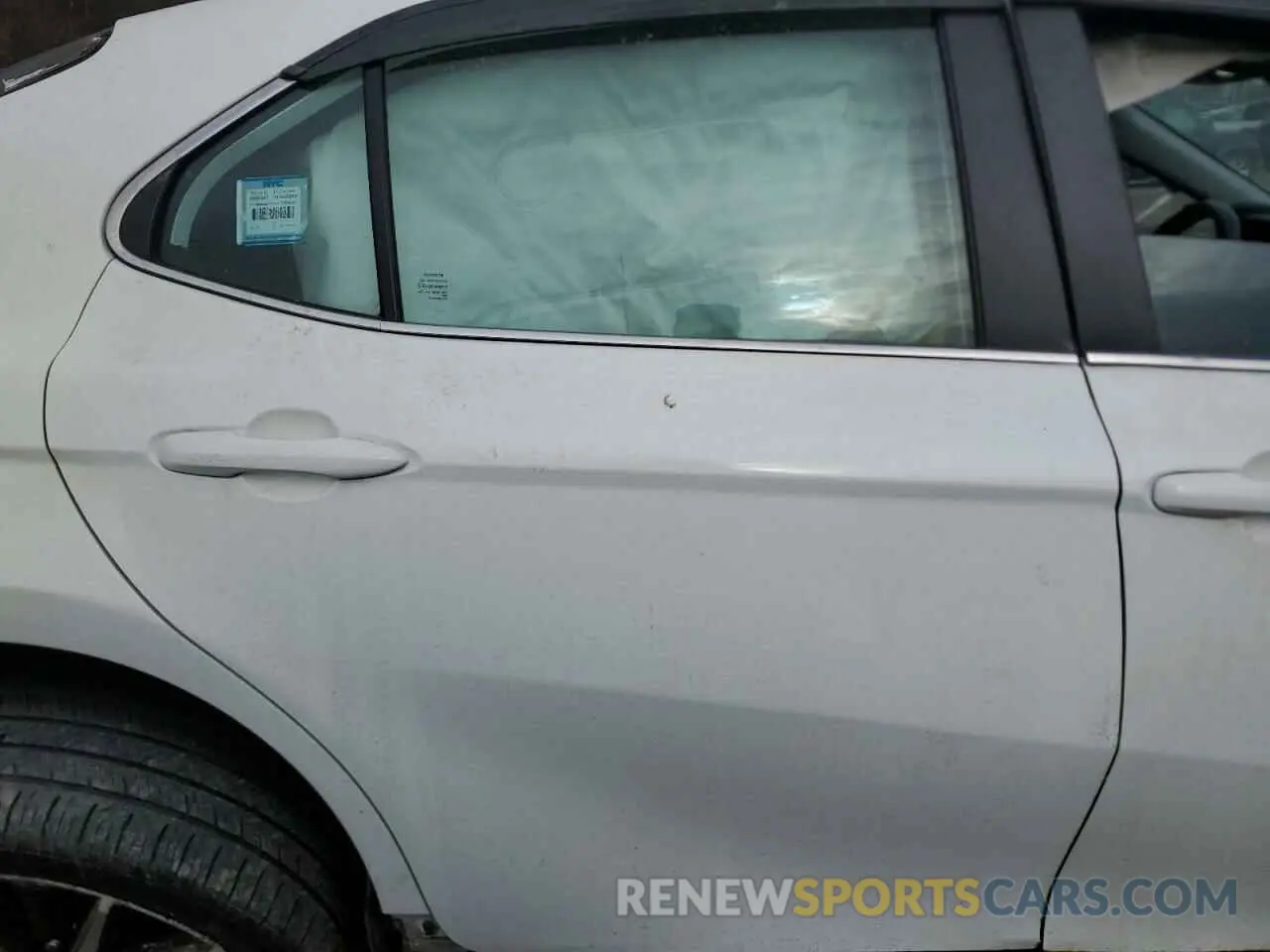 10 Photograph of a damaged car 4T1G11AK1MU483056 TOYOTA CAMRY 2021