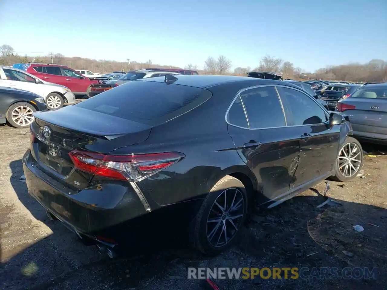 4 Photograph of a damaged car 4T1G11AK1MU489651 TOYOTA CAMRY 2021