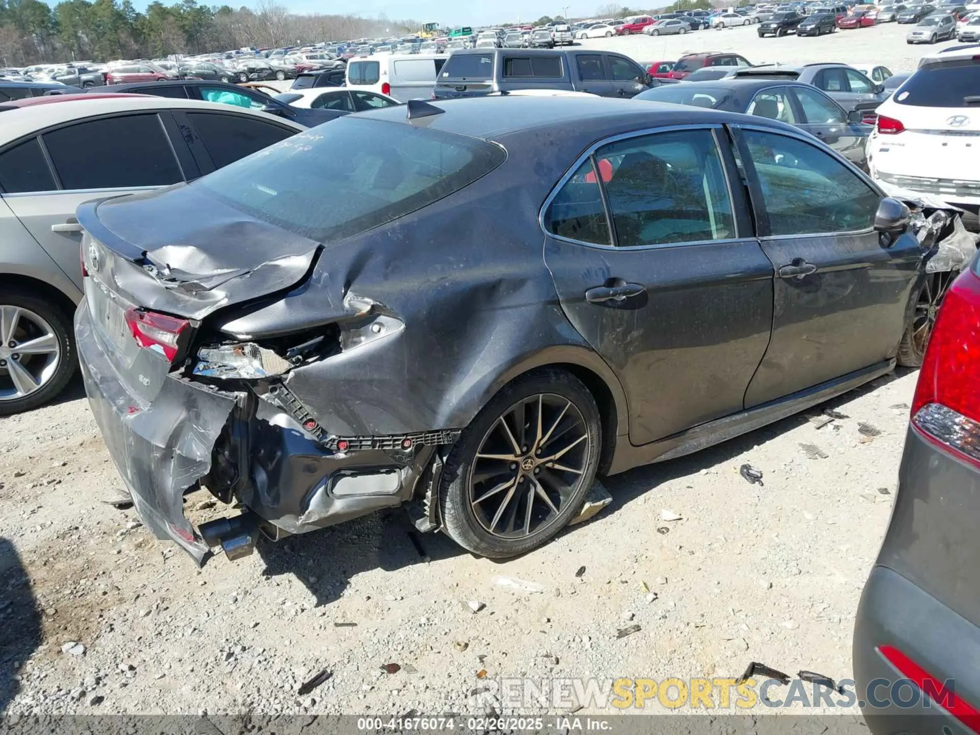 4 Photograph of a damaged car 4T1G11AK1MU515861 TOYOTA CAMRY 2021