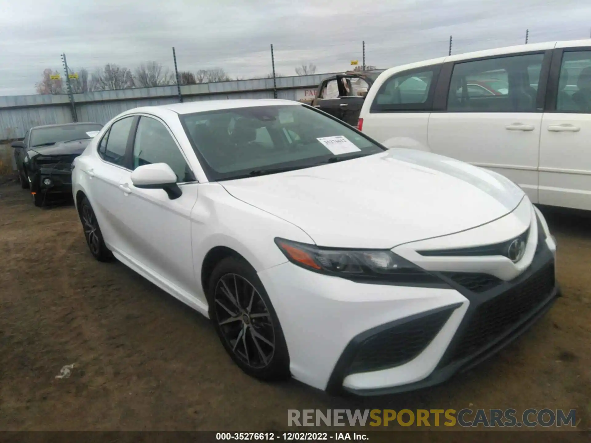 1 Photograph of a damaged car 4T1G11AK1MU517240 TOYOTA CAMRY 2021