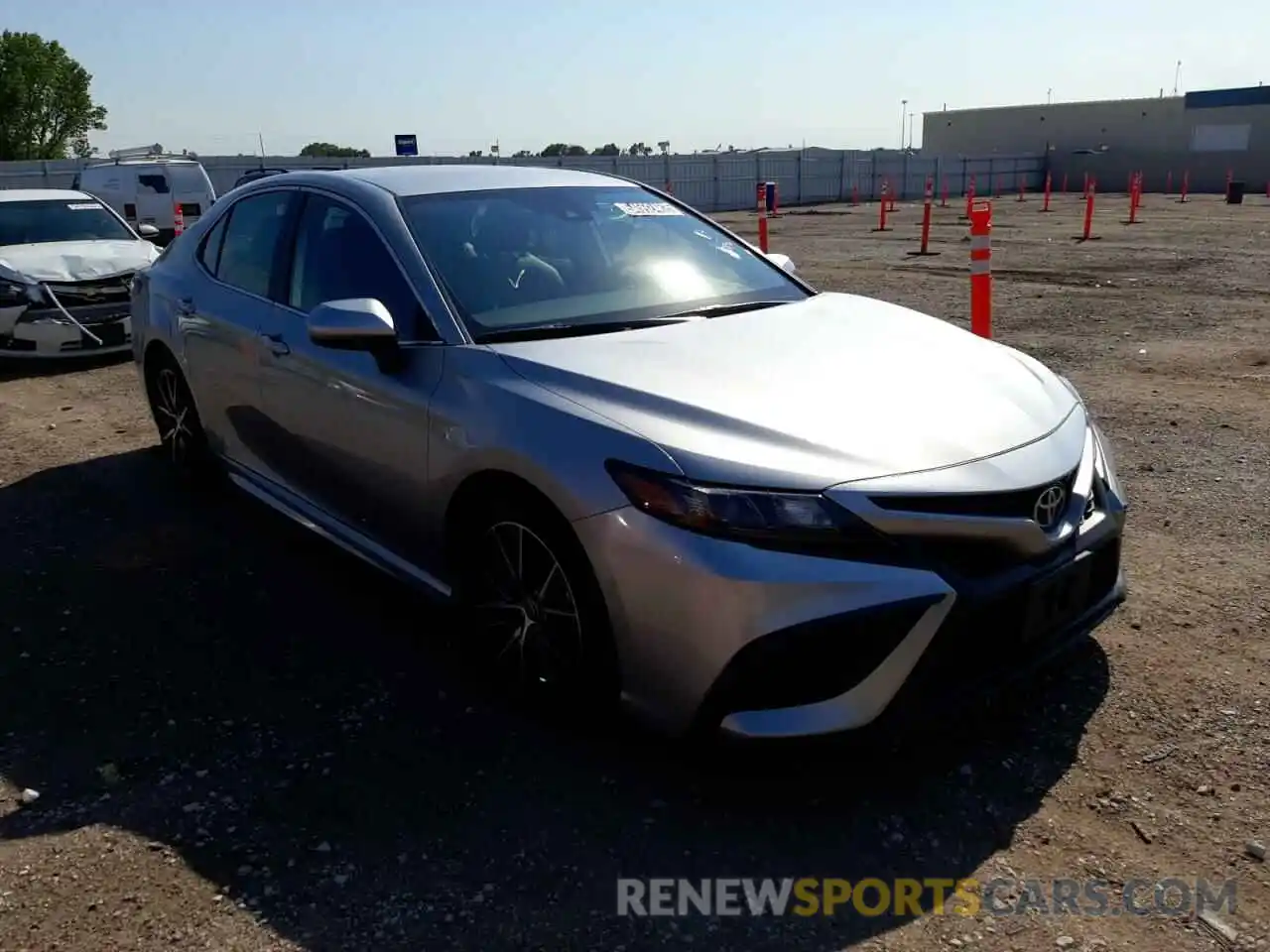 1 Photograph of a damaged car 4T1G11AK1MU522180 TOYOTA CAMRY 2021