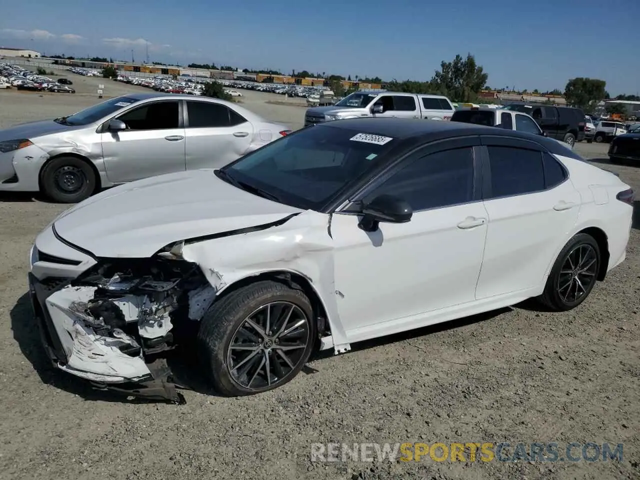 1 Photograph of a damaged car 4T1G11AK1MU526780 TOYOTA CAMRY 2021