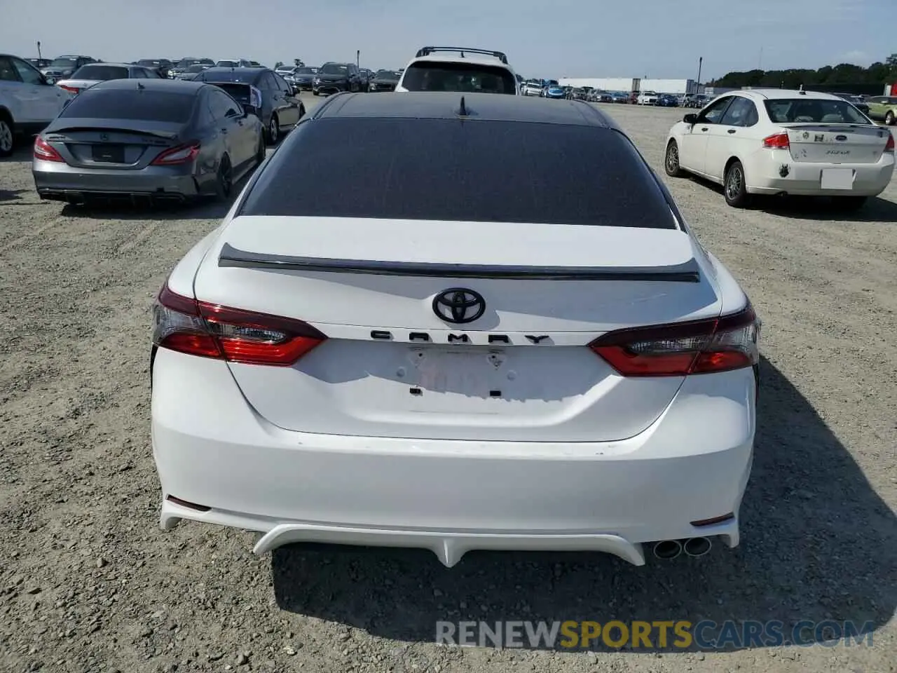 6 Photograph of a damaged car 4T1G11AK1MU526780 TOYOTA CAMRY 2021