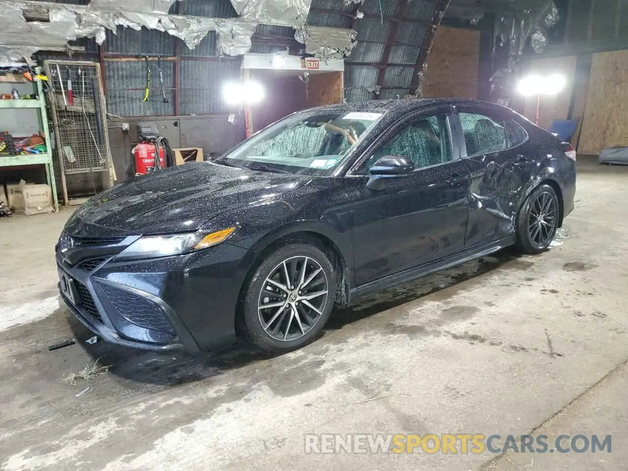 1 Photograph of a damaged car 4T1G11AK1MU538332 TOYOTA CAMRY 2021