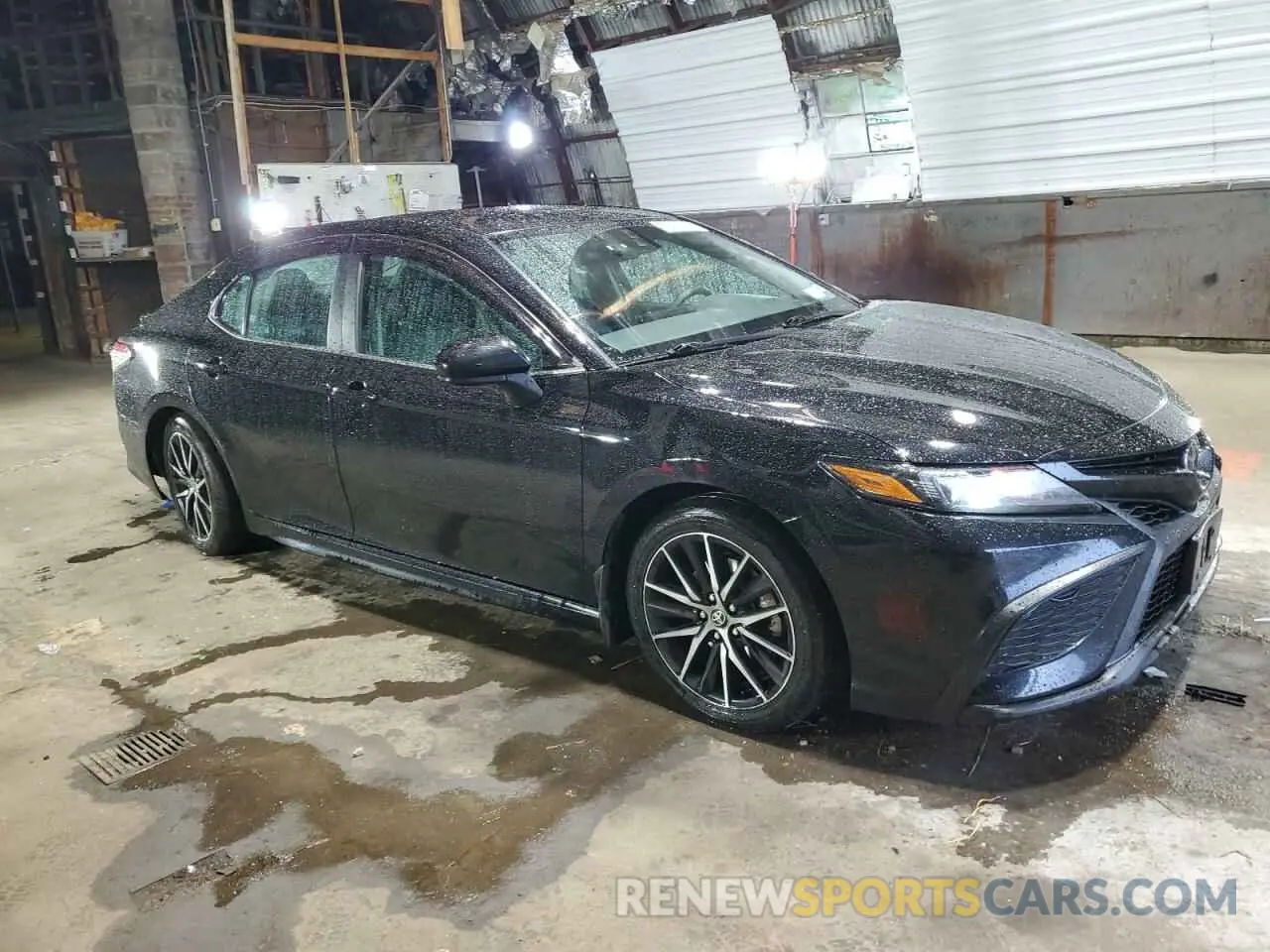 4 Photograph of a damaged car 4T1G11AK1MU538332 TOYOTA CAMRY 2021
