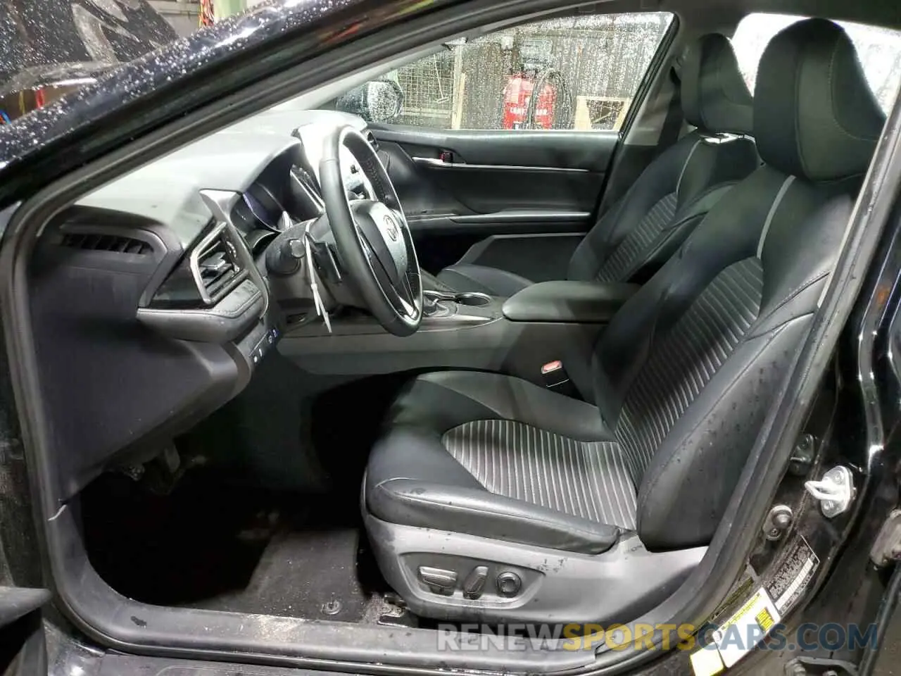 7 Photograph of a damaged car 4T1G11AK1MU538332 TOYOTA CAMRY 2021