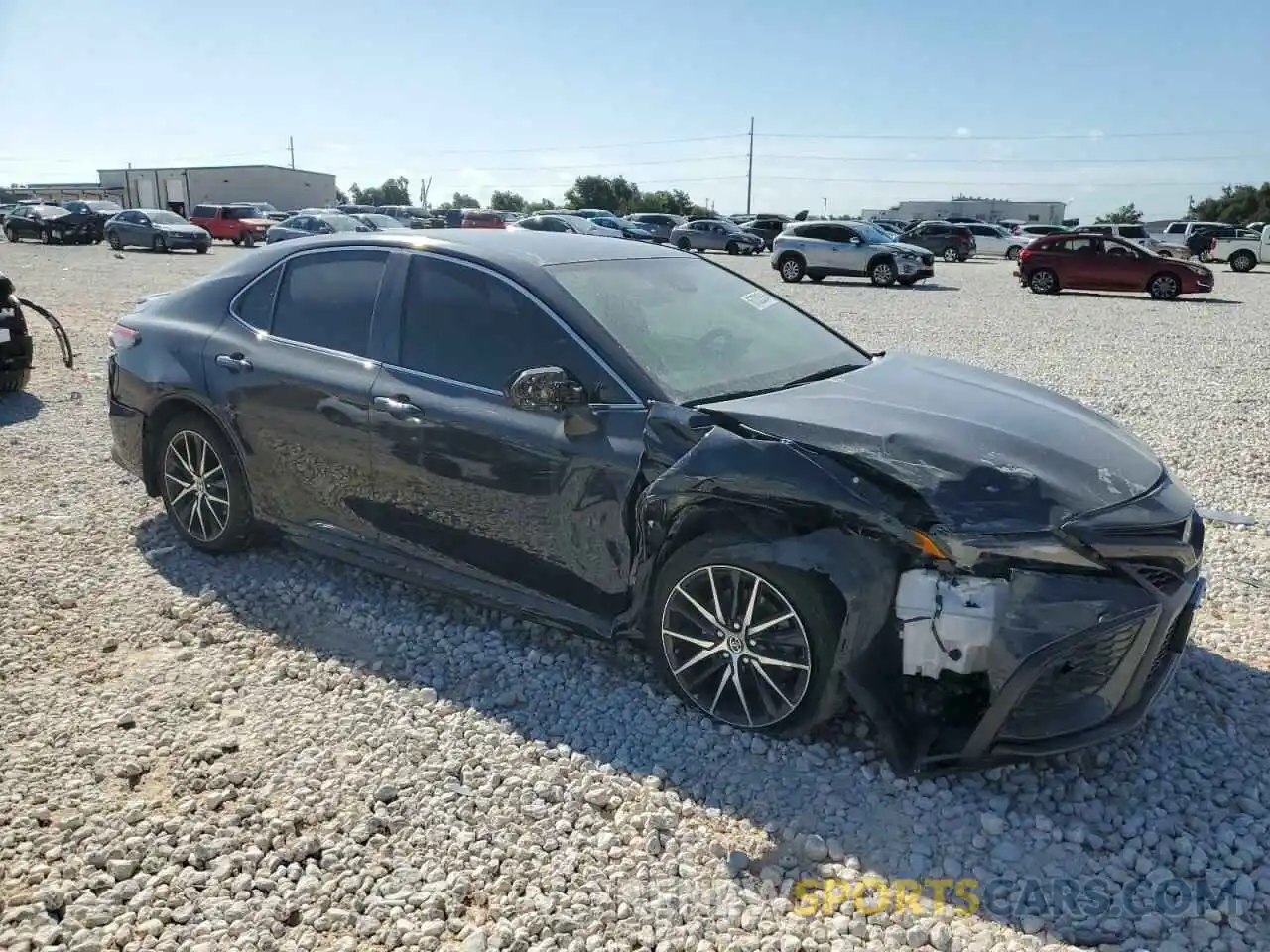 4 Photograph of a damaged car 4T1G11AK1MU541263 TOYOTA CAMRY 2021