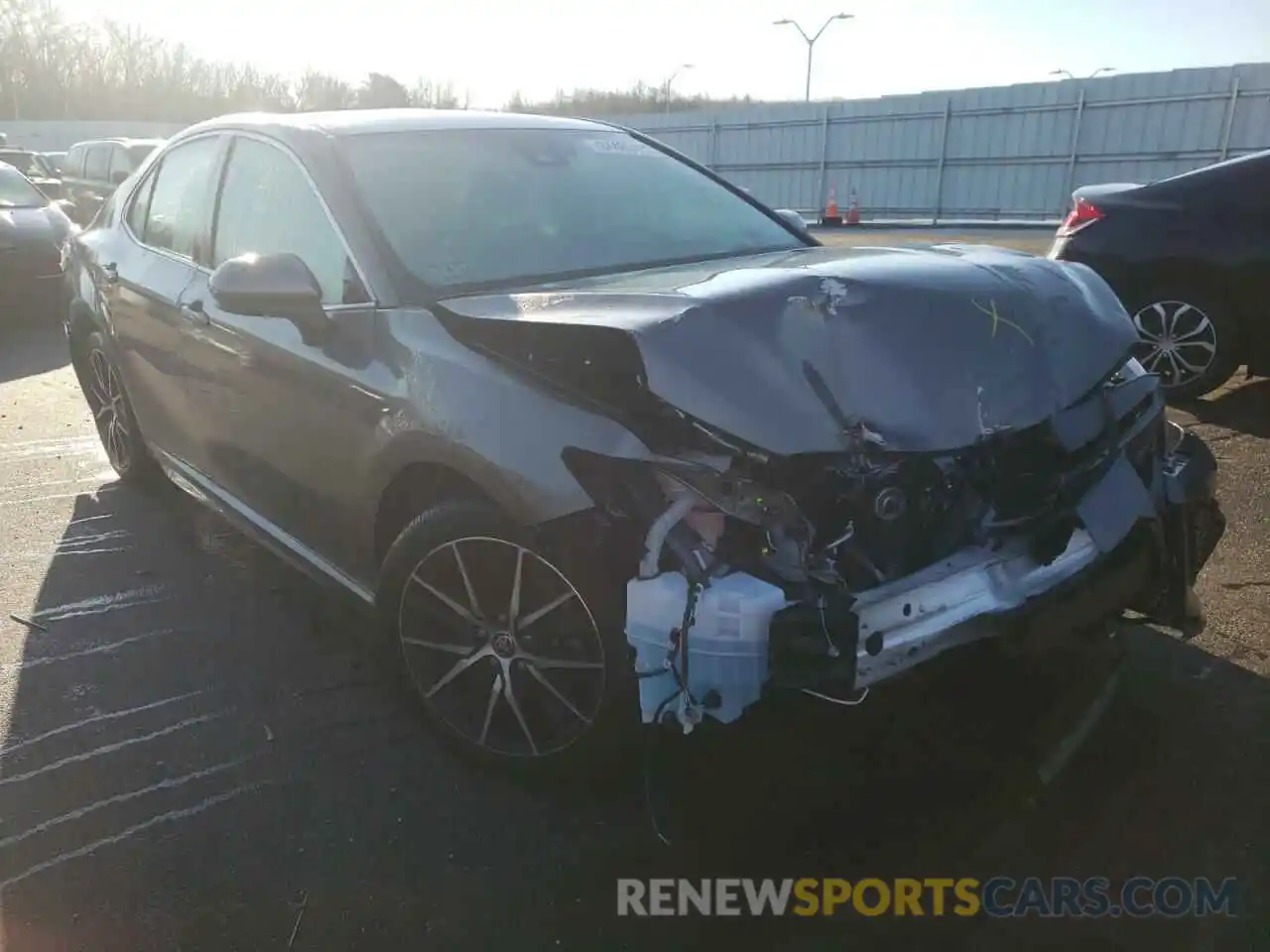 1 Photograph of a damaged car 4T1G11AK1MU548097 TOYOTA CAMRY 2021