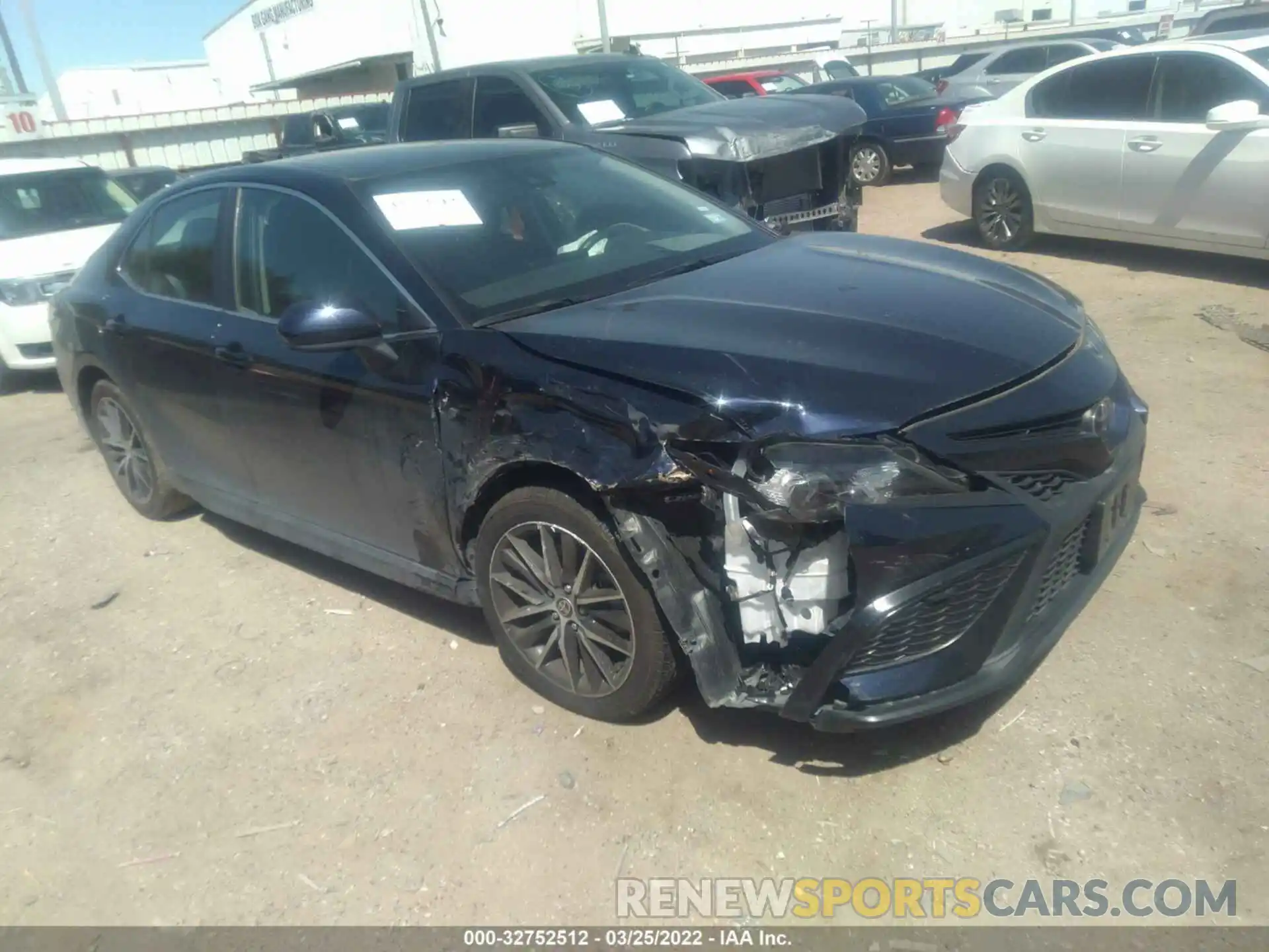 1 Photograph of a damaged car 4T1G11AK1MU549461 TOYOTA CAMRY 2021