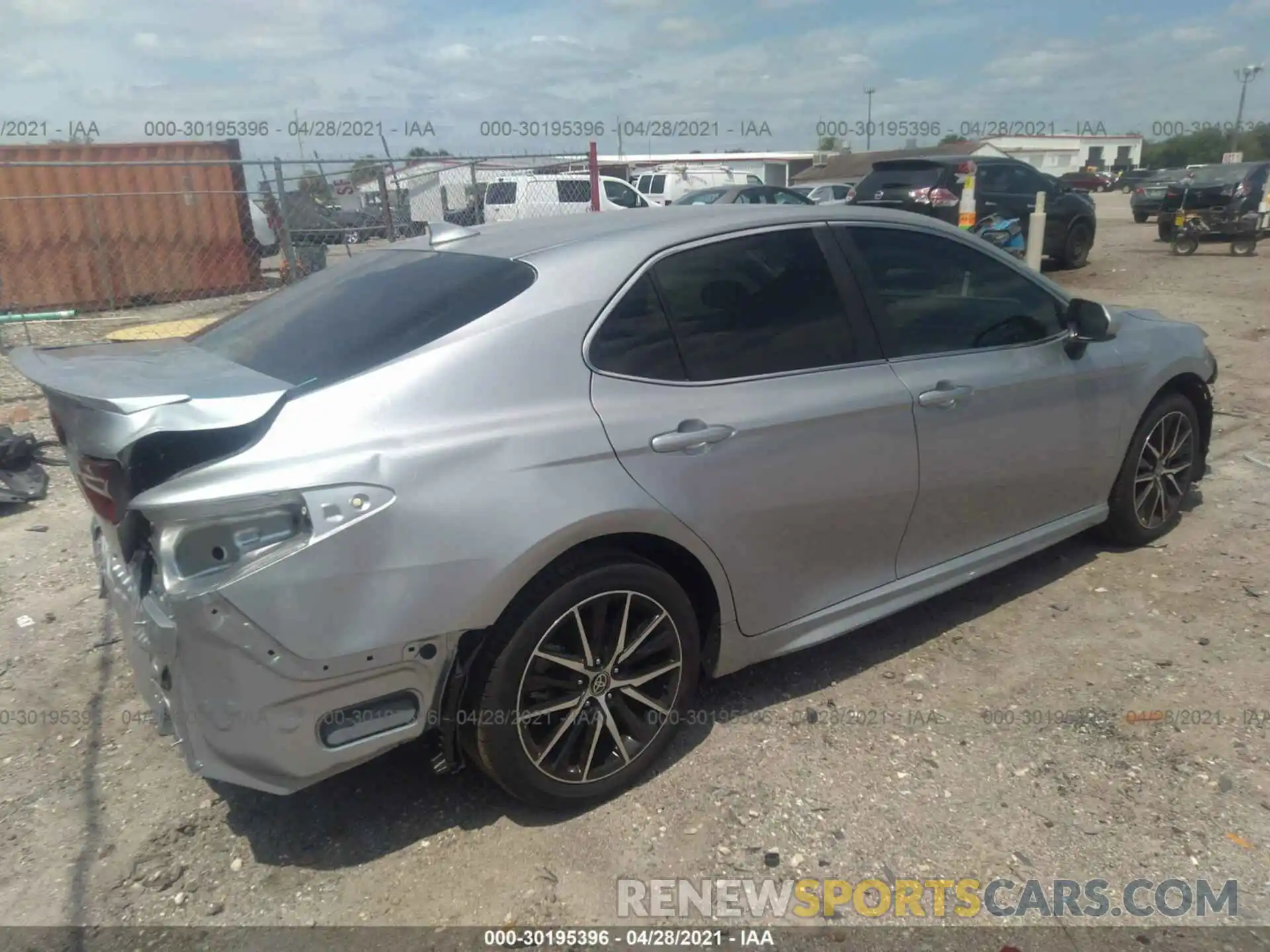 4 Photograph of a damaged car 4T1G11AK1MU549511 TOYOTA CAMRY 2021