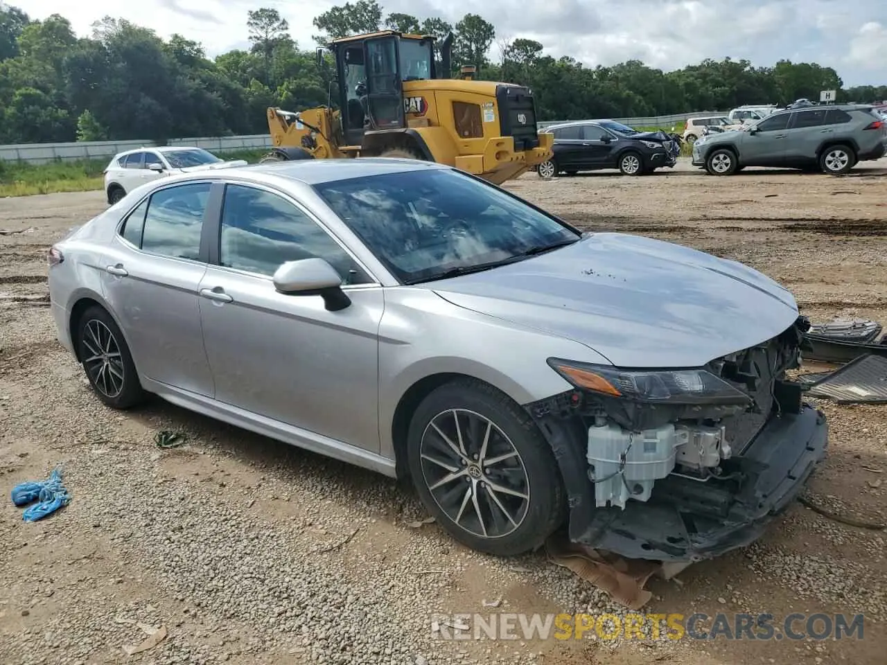 4 Photograph of a damaged car 4T1G11AK1MU549766 TOYOTA CAMRY 2021